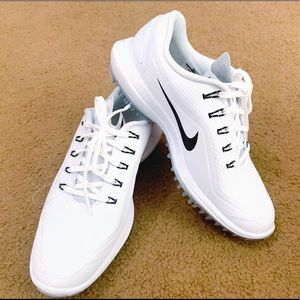 Nike Women’s Lunar Control Vapor 2 Golf Shoes